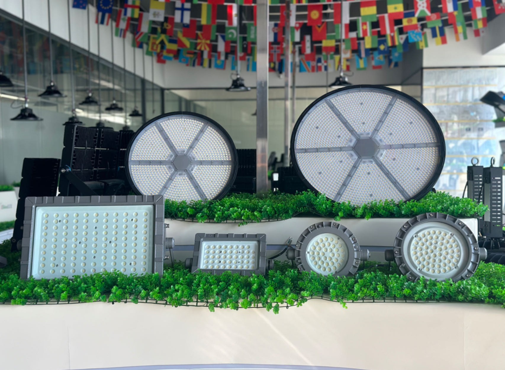 Đèn công nghiệp 2